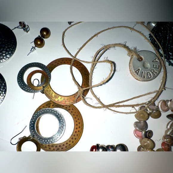 Jewelry mixed lot bag, marked or unmarked, about 2.5lb - Picture 7 of 16